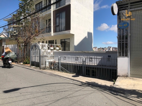 BÁN NHÀ MẶT TIỀN CỔ LOA - TRUNG TÂM THÀNH PHỐ ĐÀ LẠT