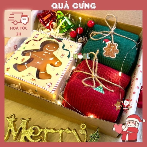 Set quà Noel 2 Tất len và Nến thơm hình bánh quy xinh xắn tặng người yêu, bạn bè