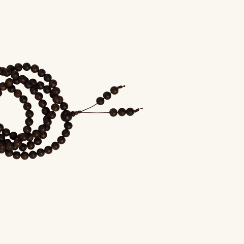 Vòng Trầm Hương 108 hạt Tốc Kiến Việt Nam 6 ly 029