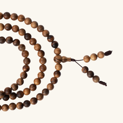 Vòng Trầm Hương 108 hạt Chìm nước Indonesia 6 ly 053