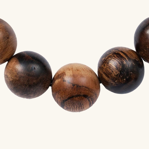 Vòng Trầm Hương Kỹ Nghệ Indonesia 18 ly 027