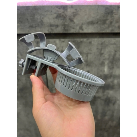 Kẹp ống thay nước thông minh - Tránh bị xối nền, nước xả ra mạnh làm cá stress