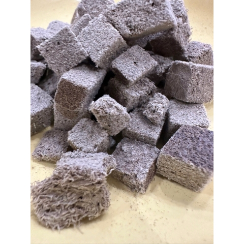 Trùng huyết sấy lạnh Lazy Worm Cube(50g)-Giữ nguyên hàm lượng dinh dưỡng từ giun tươi,giàu đạm giúp cá tăng size,lên màu