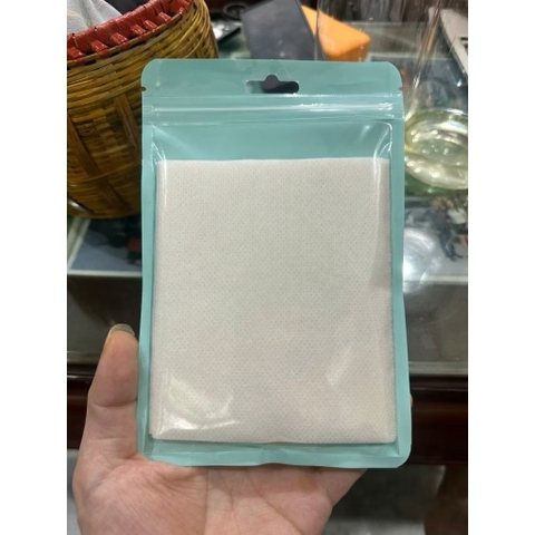 Giấy thấm hút màu nước - Giải pháp xử lý màu nước bể cá siêu tốc