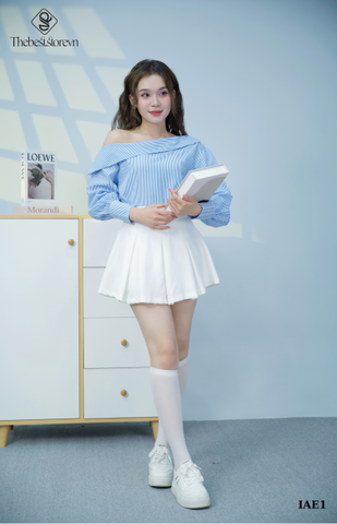 Áo sơ sọc vai xéo tay dài