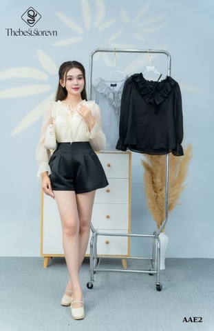 Áo tơ tay loe cổ bèo vạt nhọn