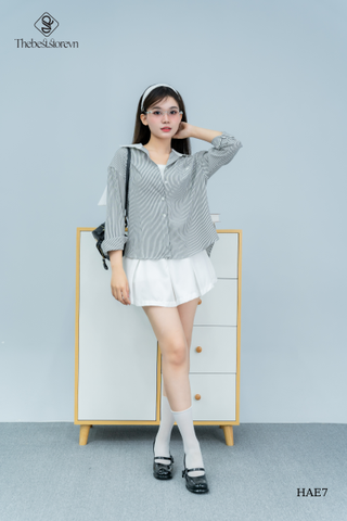 Áo kẻ sọc phối trắng thêu nơ túi