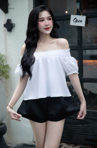 Áo kiểu trễ vai bo ren