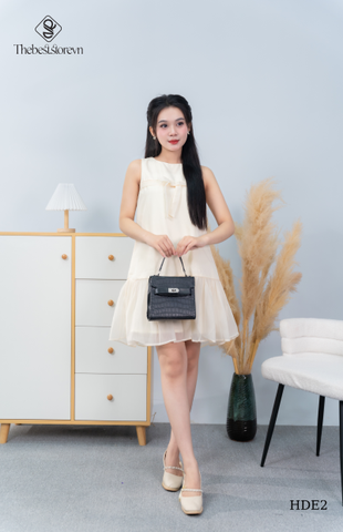 Đầm suông tơ tùng đính nơ trước