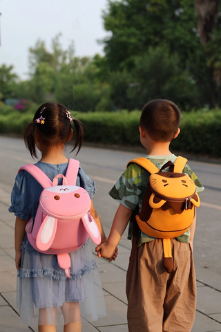 5 dấu hiệu cho thấy đã đến lúc thay balo mới cho bé