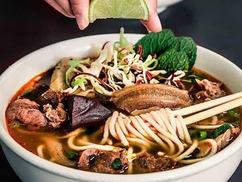 Bún bò Huế