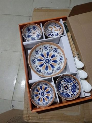 Bộ Bát Hoa Cổ Kèm Thìa Đũa (THÙNG 20B) – hoa văn khác