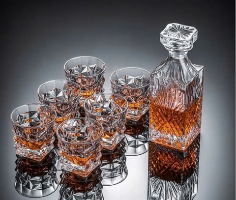 Bộ bình và ly  rượu Whisky