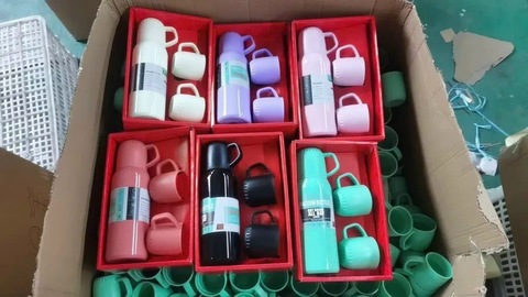 Ly Giữ Nhiệt Cao Cấp Kèm 2 Cốc + hộp làm quà tặng ( THÙNG 24B)