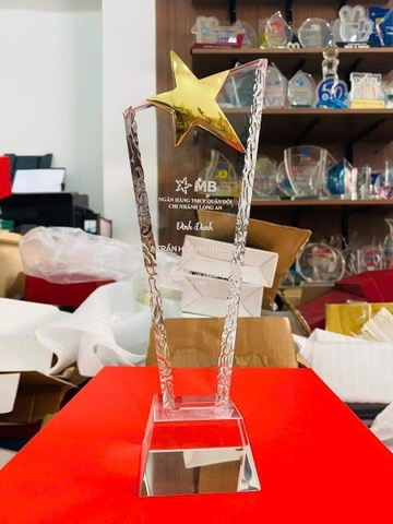 BIỂU TRƯNG PHA LÊ