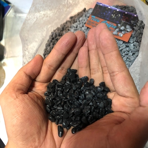 [Giá Rẻ] 1kg Đá Sỏi Đen kích thước nhỏ dùng để trải nền, trang trí hồ cá