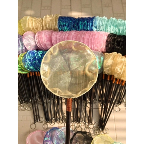 Vợt Cá Đa Năng Ngũ Sắc may thủ công tỉ mỉ, tiện dụng