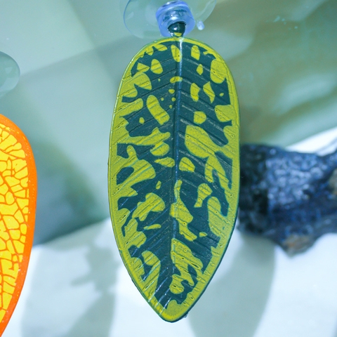 Lá Nhựa Trang Trí Bể Cá Có Cốc Hút – Lá Nghỉ Ngơi, Ẩn Nấp, Làm Tổ cho cá Betta và các loại cá khác