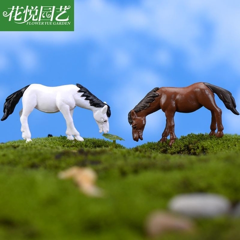 Mô Hình Ngựa Ăn Cỏ Trên Đồng Trang Trí Tiểu Cảnh, Terrarium, Bể cá Thủy Sinh (ZC-569)