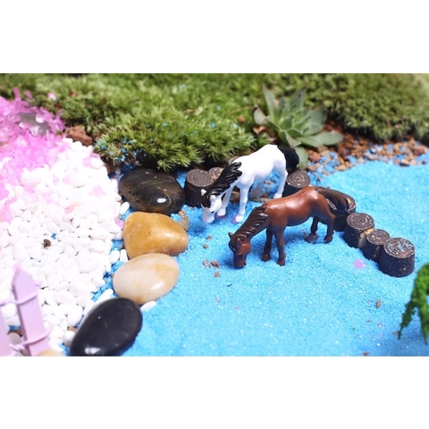 Mô Hình Ngựa Ăn Cỏ Trên Đồng Trang Trí Tiểu Cảnh, Terrarium, Bể cá Thủy Sinh (ZC-569)