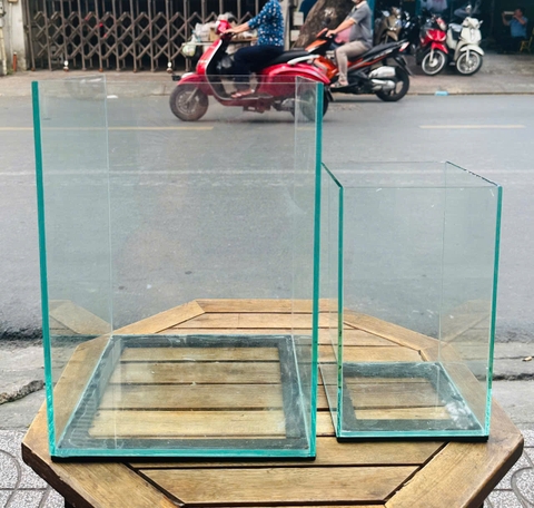 Hồ Kính Đứng  - Thích Hợp Làm Hồ Cá, Bể Cá Thủy Sinh, Hồ Kính Trưng Bày