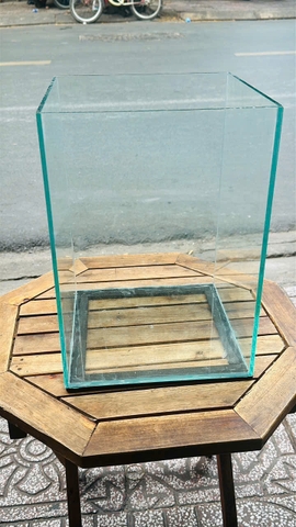 Hồ Kính Đứng  - Thích Hợp Làm Hồ Cá, Bể Cá Thủy Sinh, Hồ Kính Trưng Bày