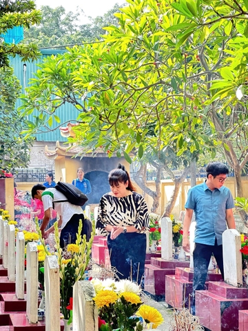 UỐNG NƯỚC NHỚ NGUỒN: GẠO BẢO MINH & THĂNG LONG TRI ÂN VÀ TƯỞNG NHỚ CÁC ANH HÙNG LIỆT SĨ