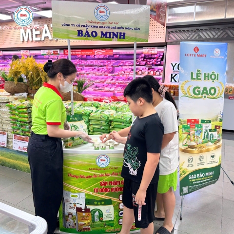 LỄ HỘI GẠO 2026: SĂN DEAL KHỦNG GẠO ST25 RUỘNG RƯƠI THƯỢNG HẠNG BẢO MINH TẠI LOTTE MART