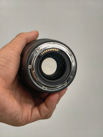 Lumix S 50mm f1.8 likenew