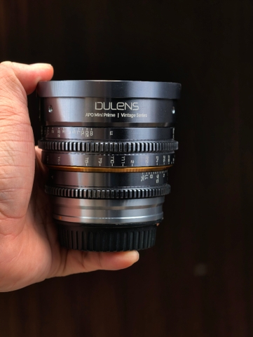 Dulens APO Mini Prime 31mm T2.4 Lens (PL & EF Mount) likenew fullbox