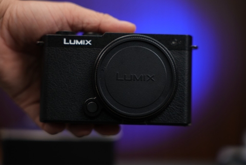 Panasonic Lumix S9 (Jet Black) likenew fullbox