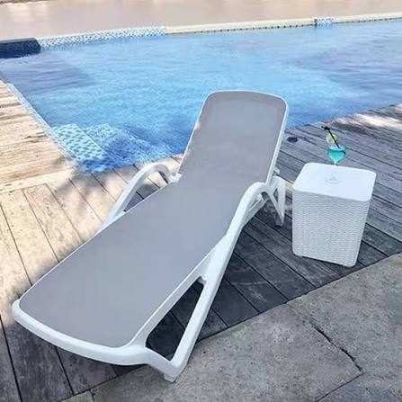 Ghế hồ bơi bằng nhựa cao cấp - Mẫu 4