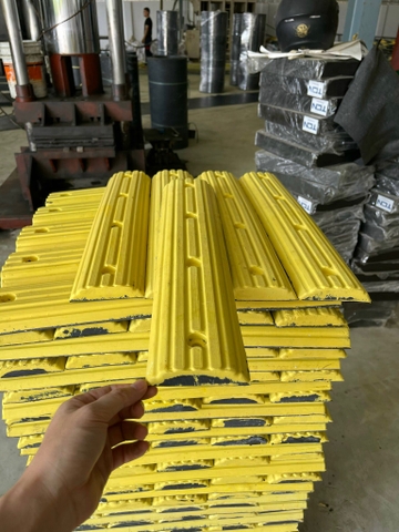 Gờ Giảm Tốc Xe Máy 20mm