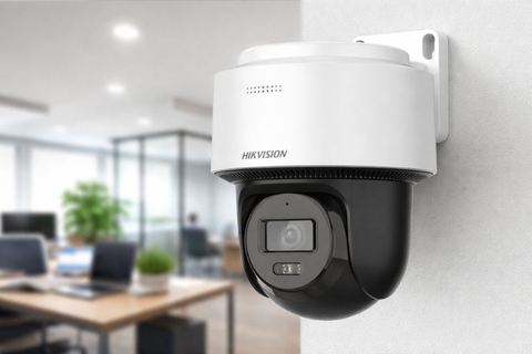 Camera Hikvision IP DS-2DE2C200MWG-E (Quay quét 2MP, Loa Mic)