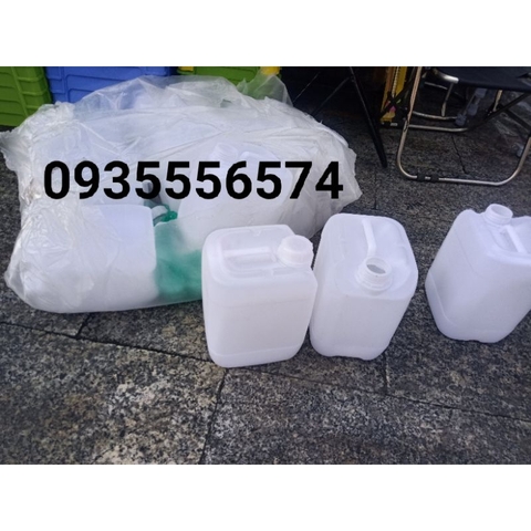 CAN NHỰA vuông 5 lít