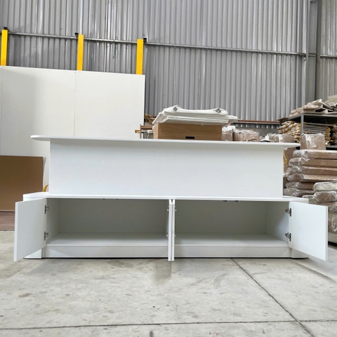 Kệ trưng bày showroom MDF Melamine