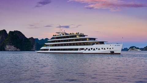 Du Thuyền Elite Of The Seas 6 Sao