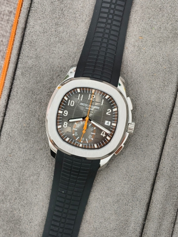 PATEK PHILIPPE Aquanaut 5968 Black Face Chronograph