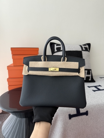 Birkin 25cm Togo Leather Bag - Midnight Blue with Gold Buckle