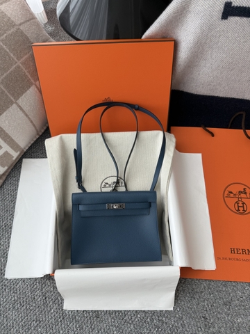 Kelly Danse 22cm Deep Blue Leather Dance Bag