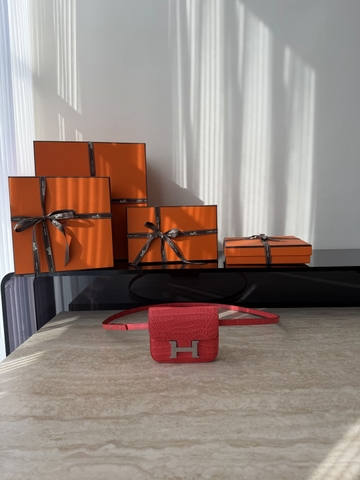 Constance Slim Wallet - Matte Alligator Crocodile Leather - A5 Bougainvillea Color