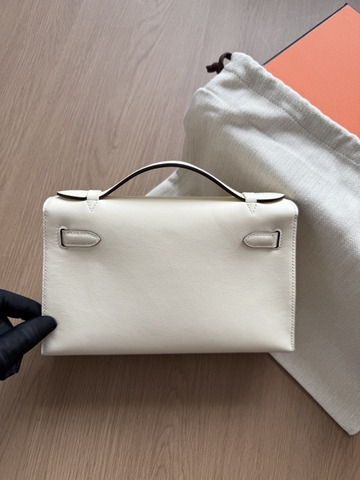 Kelly Pochette- Nata -Swift - GHW