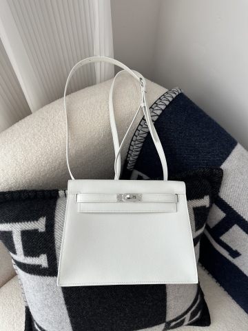 Kelly Danse 22cm Dance Bag in Imported Swift Calfskin, 01 Blank Pure White with Silver Hardware