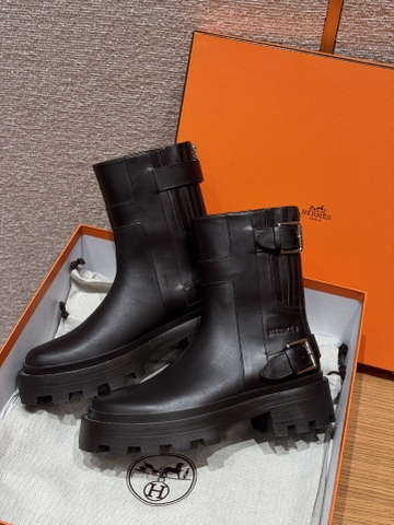 JD 980 Leather Ankle Boots with Rubber Outsole
