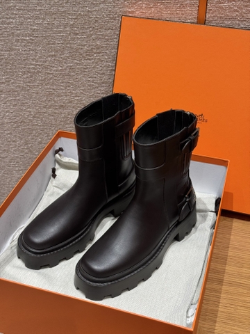JD 980 Leather Ankle Boots with Rubber Outsole