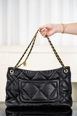 Chanel 25k Hobo Shopping Bag