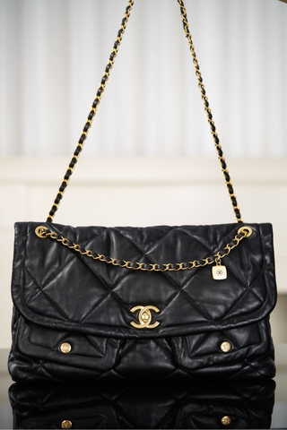 Chanel 25K Double Pocket Tote Bag