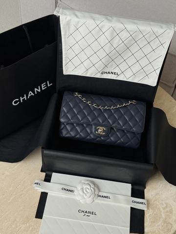 Chanel 32