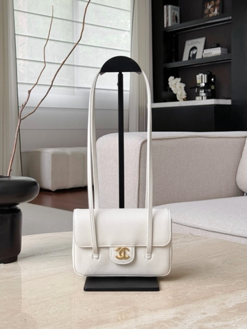 CHANEL 26P 17