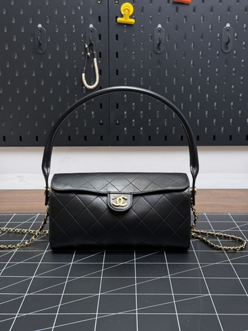 CHANEL 26A 82